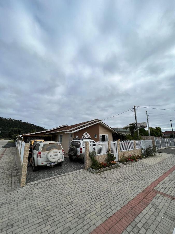Casa De Temporada Familiar 호텔 우루비시 외부 사진
